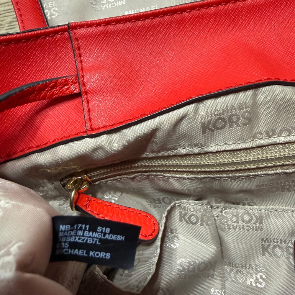 Michael Kors‎ Red Pebbled Leather Convertible Backpack Purse Gold Hardware - Picture 13 of 16